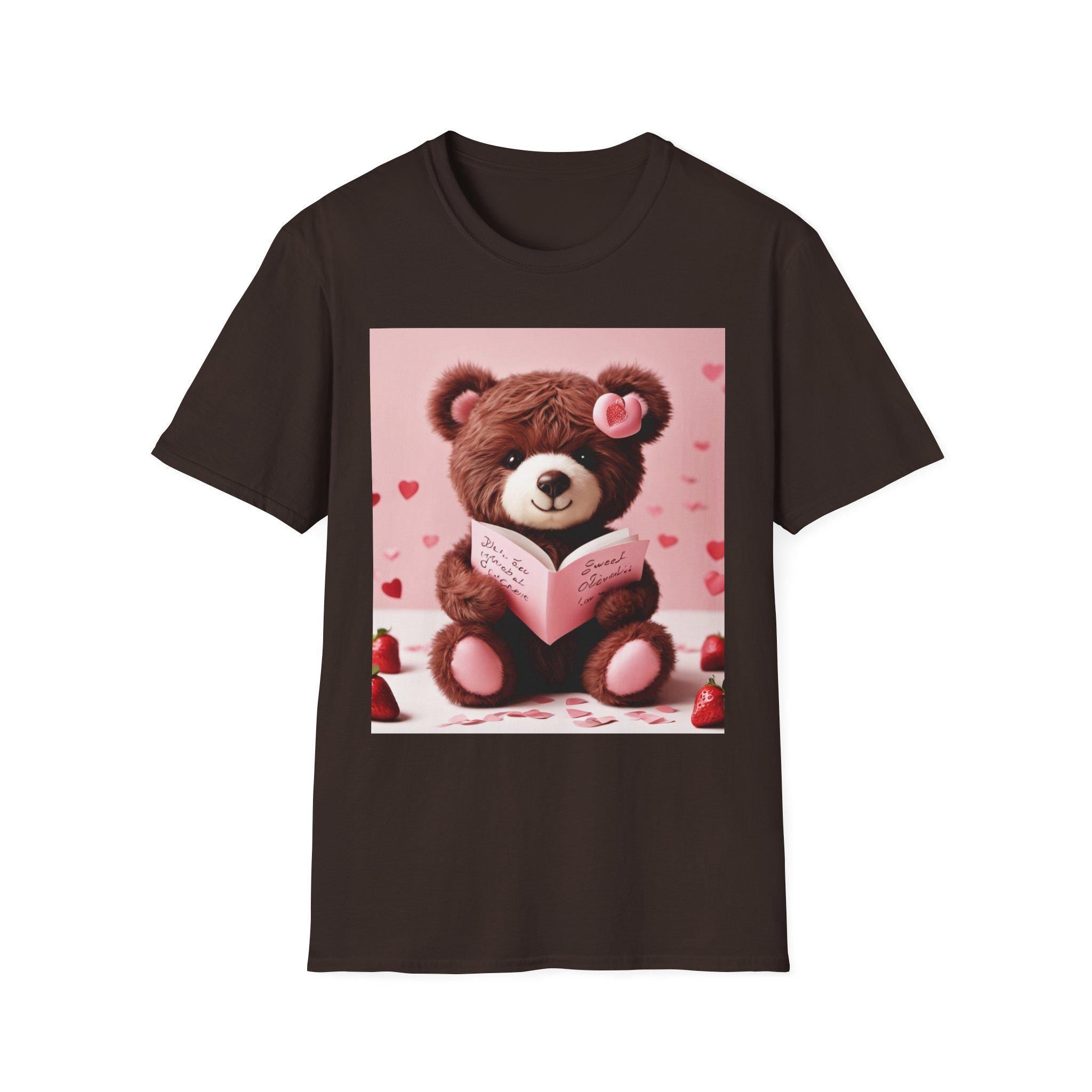 Valentine Teddy Bear Reading T-Shirt | Heart Love Design