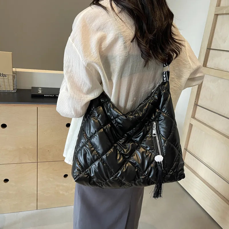 Quilted Nylon Travel Bag-AURA REGALIA 