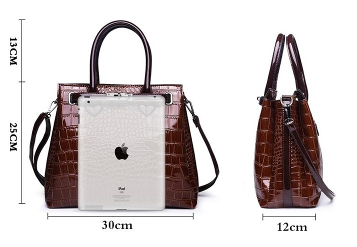 Soft leather handbag-AURA REGALIA 