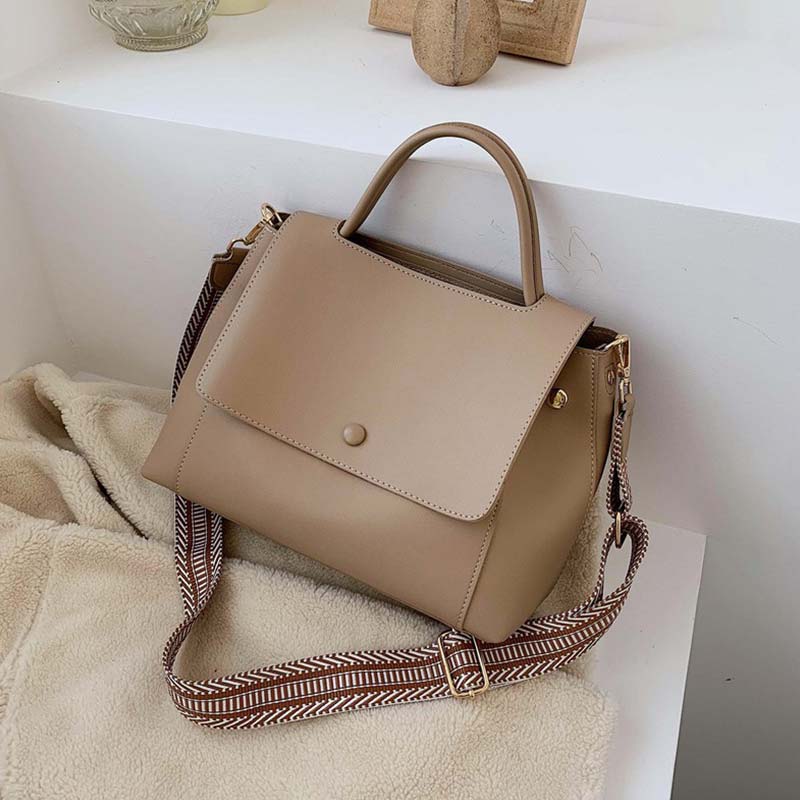 Fashion Simply PU Leather Crossbody Bags For Women Solid Color Shoulder Messenger Bag Lady Chain Travel Small Handbags-AURA REGALIA 