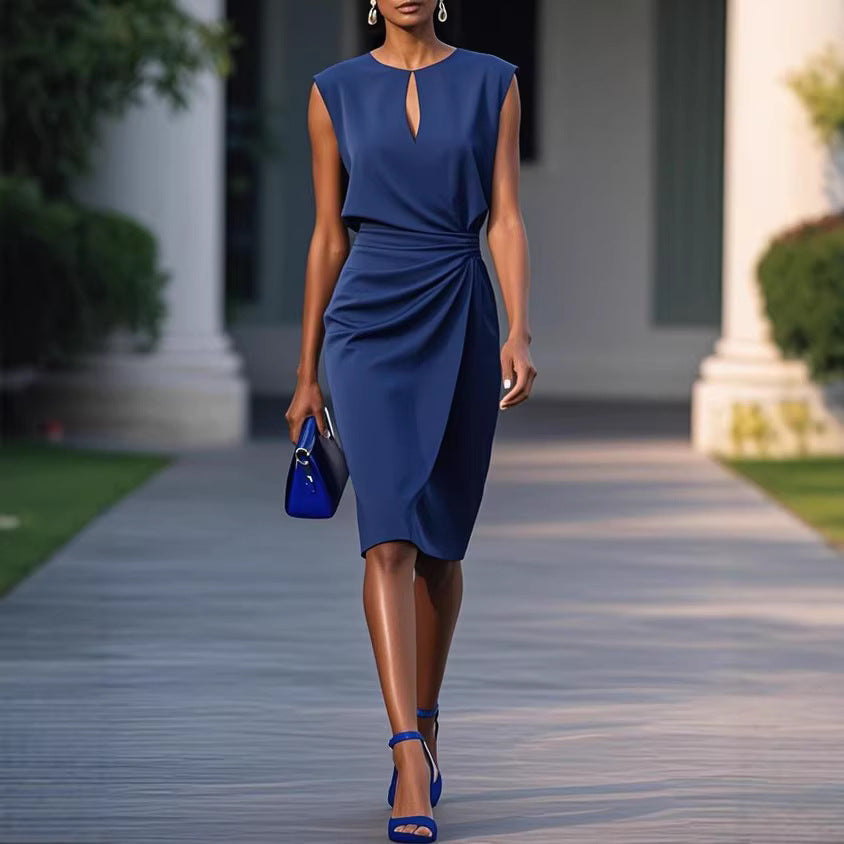 Solid color pleated waist cinched round neck hollow out Dress