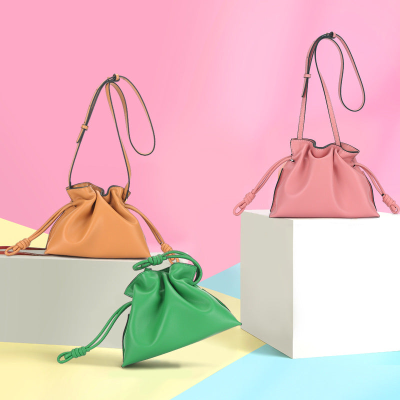 New Leather Women's Bag Fashion Simple Small Fortune Bag One Shoulder Crossbody Bucket Bag Leather Drawstring Small Bag
