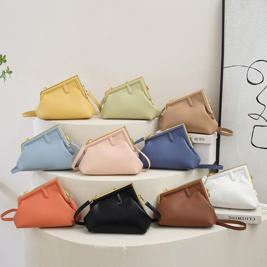 Simple small fragrant cloud bag texture new fashion fashion solid color clip bag shoulder bag crossbody bag-AURA REGALIA 