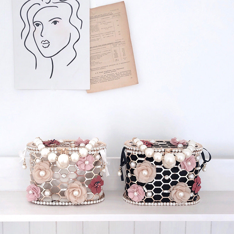 Pearl flower handbag-AURA REGALIA 