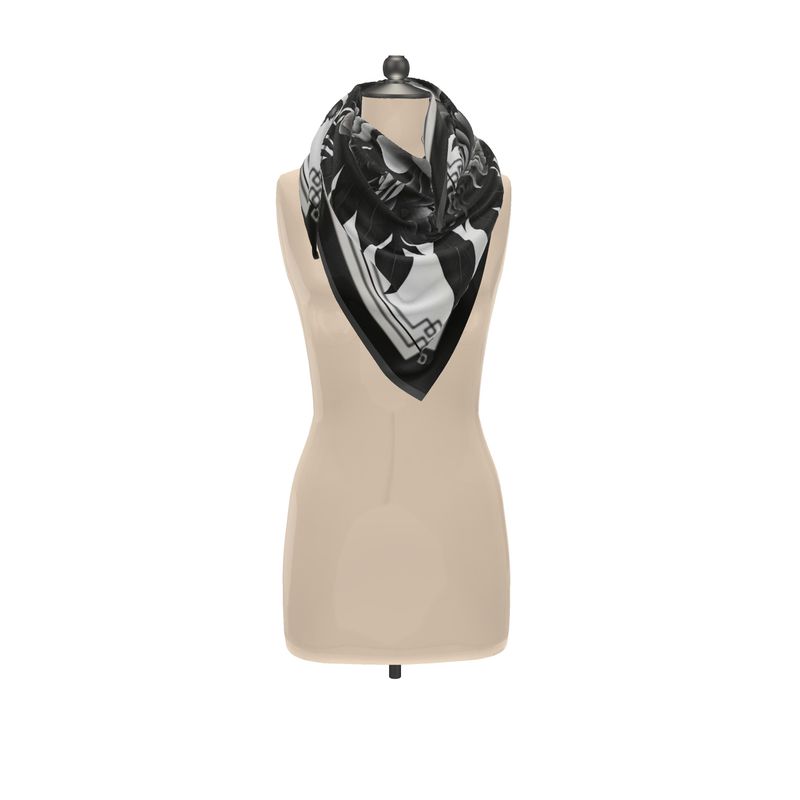 The Noir Border Wrap
