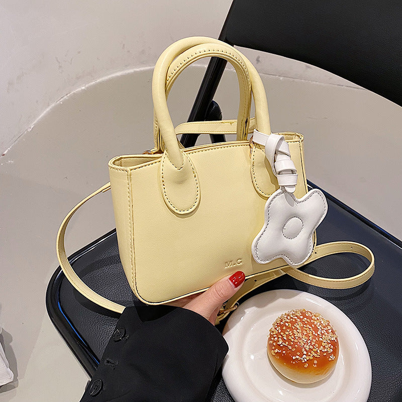 Women's Bag New Sweet And Cute Shoulder Bag Fashion Flower Hand-Held Messenger Bag All-Match Bag-AURA REGALIA 