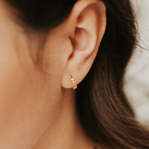 Athena Hoops-AURA REGALIA 