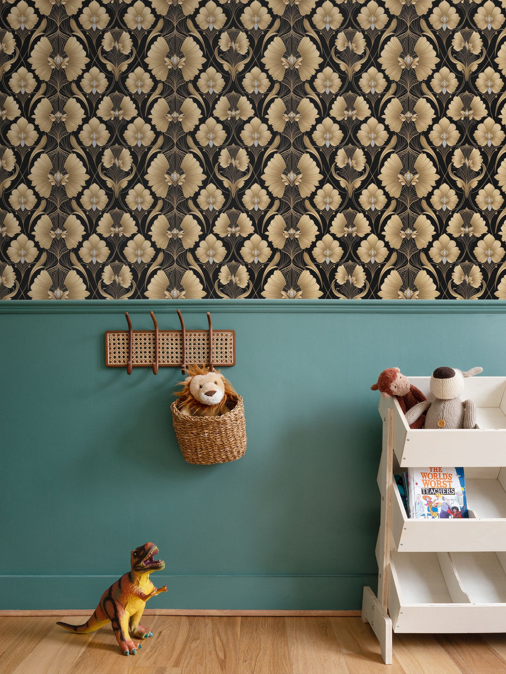 Black and gold fan Repeat Pattern Wallpaper