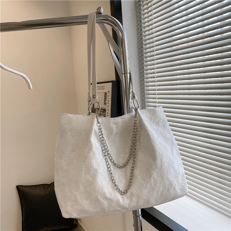 Big Bag Women's New Trendy High-End Embossed Ins Niche Sweet And Cool Shoulder Bag Fashion Chain Tote Bag