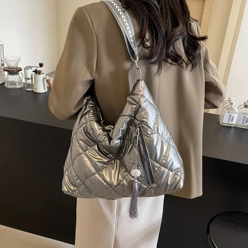 Quilted Nylon Travel Bag-AURA REGALIA 