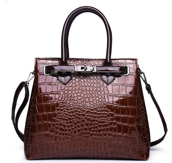 Soft leather handbag-AURA REGALIA 