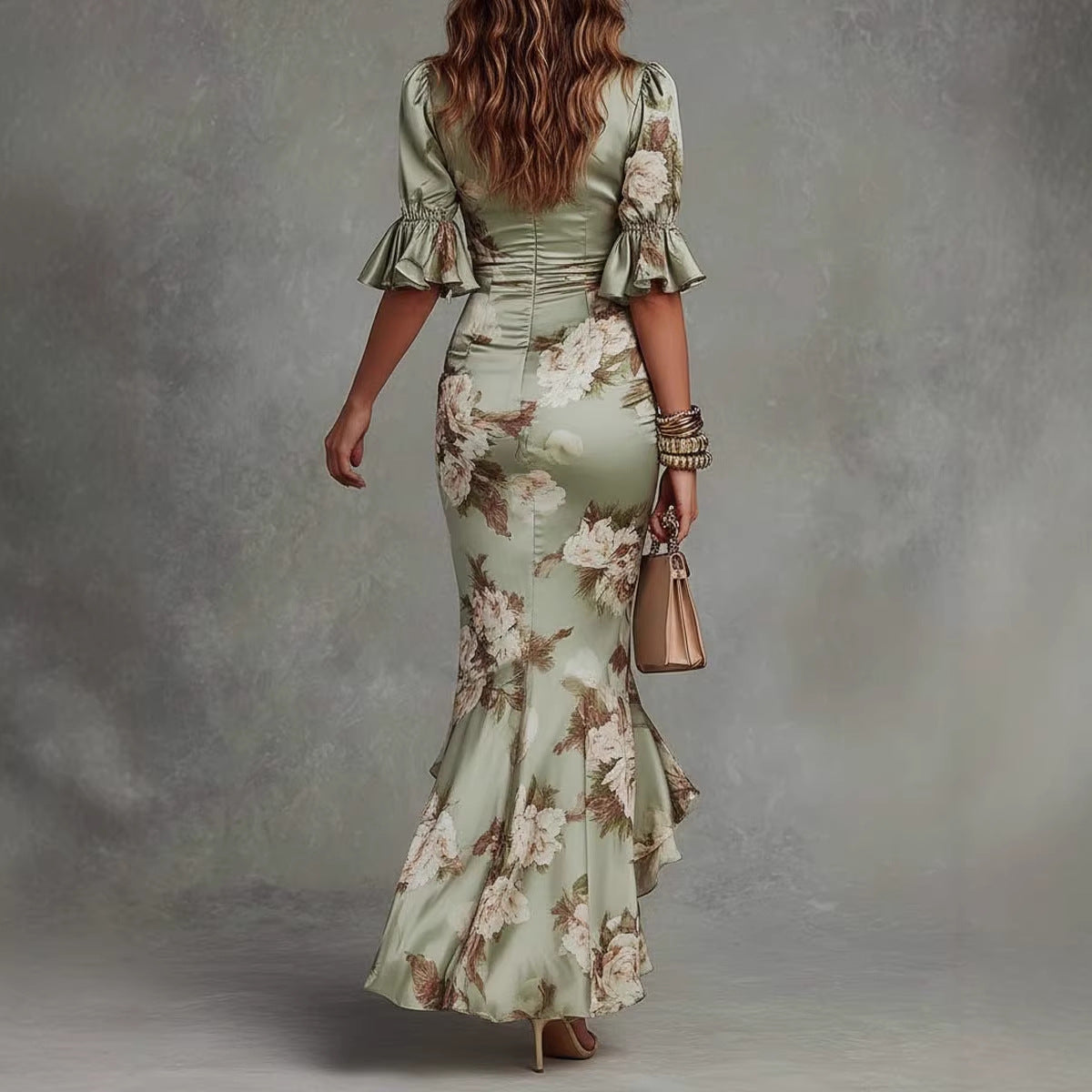 Elegant Long Dress with V-Neck, Fitted Silhouette, Floral Print and Ruffle Hem
