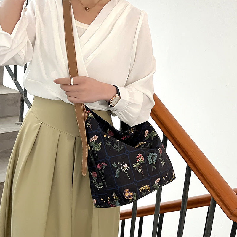 Texture Commuter Large Capacity Tote Bag Women's Summer New Fashion Floret Retro Simple Single Shoulder Bag Large Bag