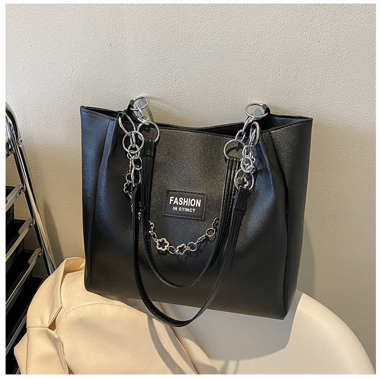 High Quality Large Bag Women's New Korean Version Large Capacity PU Soft Leather Shoulder Bag Chain Commuter Tote Bag