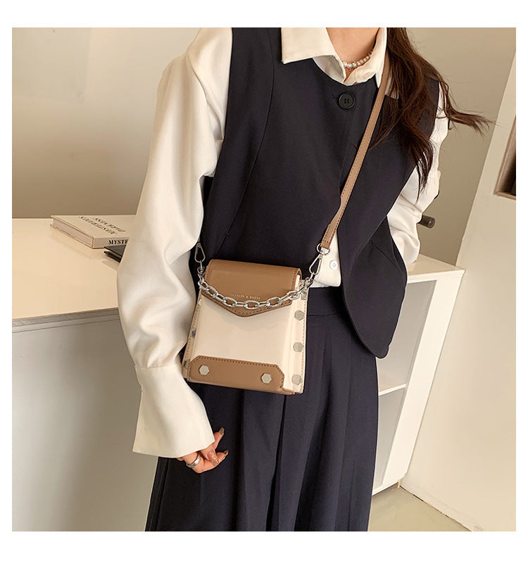 Women's Bag Fashion Mobile Phone Bag New Chain Rivet Small Bag Trendy Shoulder Messenger Bag-AURA REGALIA 