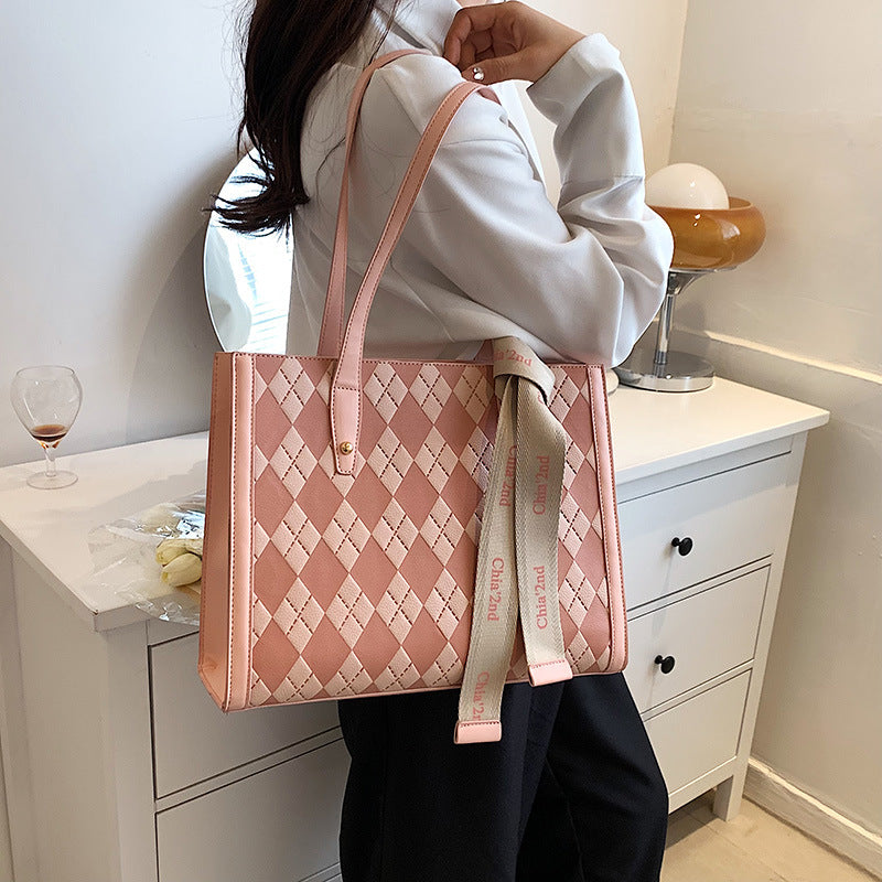 Checkerboard Rhombus Shoulder Bag New Spring Tote Bag Fashion Underarm Large Bag Casual Large Capacity Handbag-AURA REGALIA 