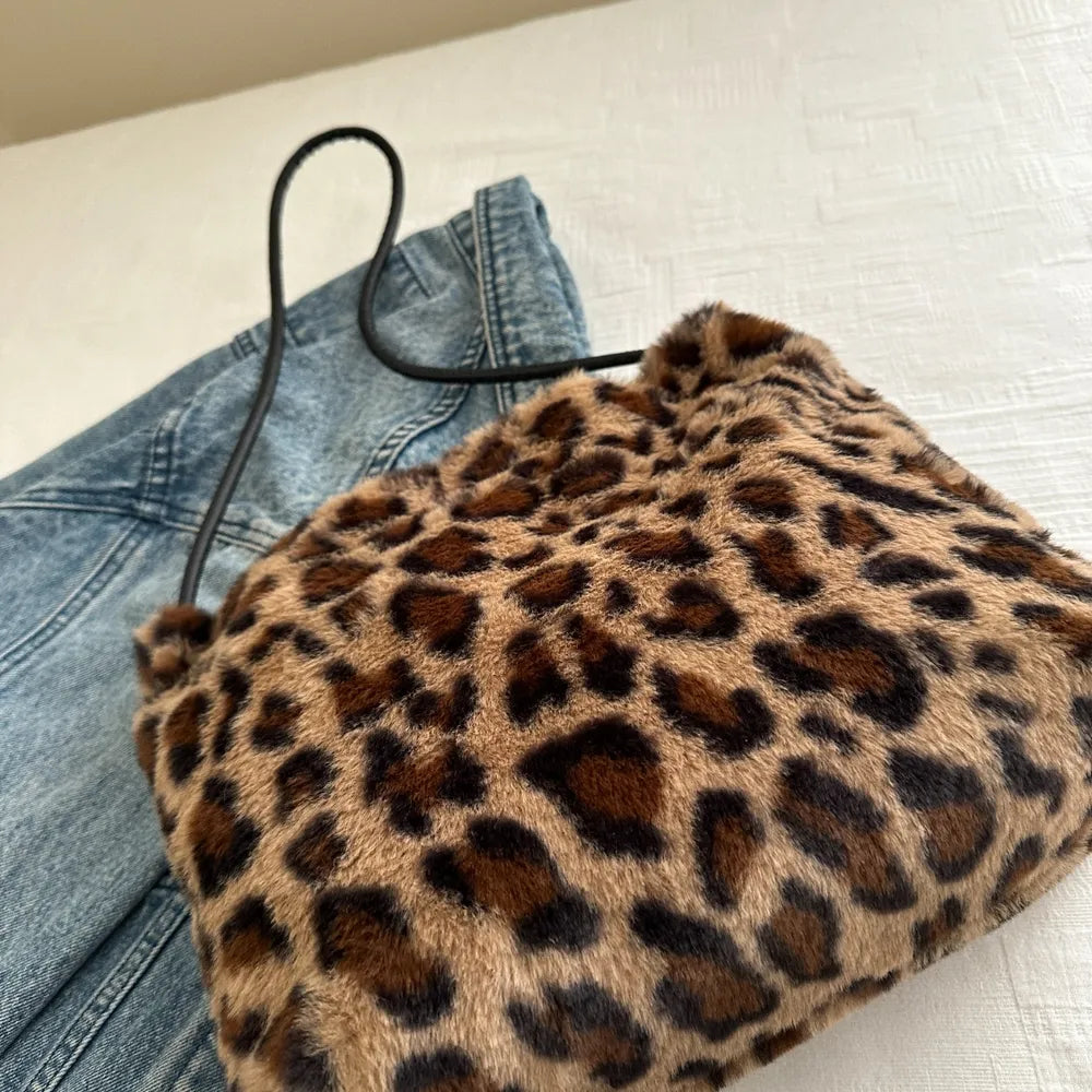 Leopard Furry Shoulder Bag-AURA REGALIA 