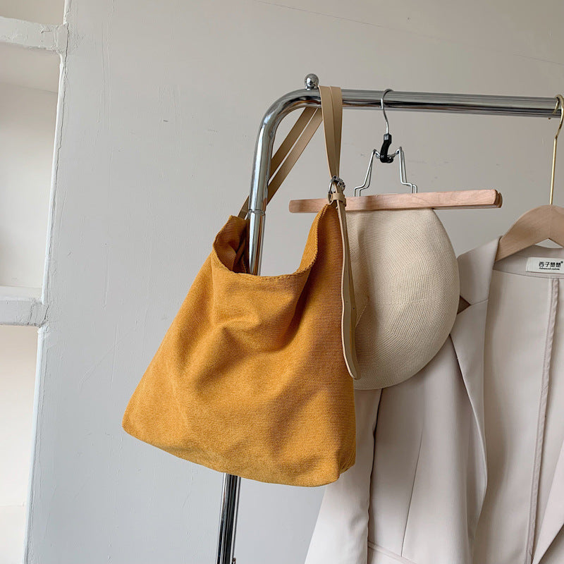 Casual Tote Bag Women's New Corduroy Large Capacity Shoulder Commuter Bag Fashion Portable Underarm Dumpling Bag-AURA REGALIA 