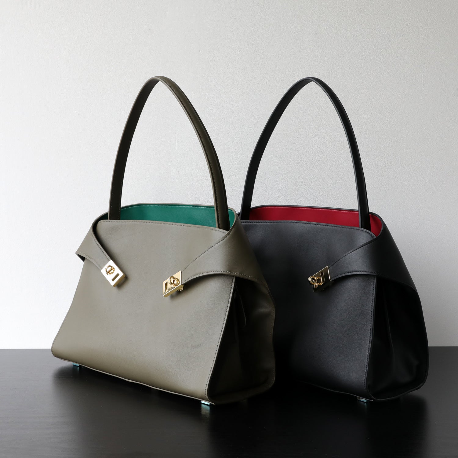 Luxury Genuine Leather Tote Bag for Women, Large Capacity, Top-Grain Cowhide, Handheld Shoulder Bag, HUG Style-AURA REGALIA 