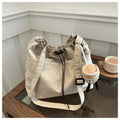 New large capacity waterproof nylon cloth drawstring pleated shoulder bag travel leisure crossbody bucket bag