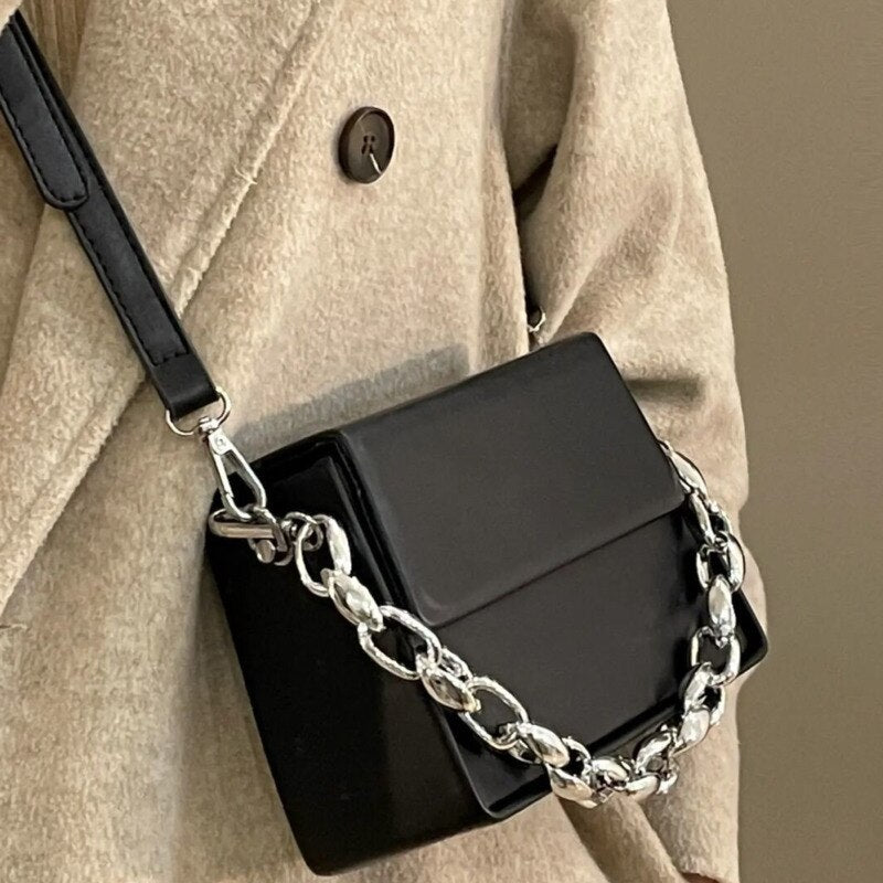 Versatile Simply Chains Solid Color Handbags For Woman New Brand Leather Crossbody Shoulder Bag Fashion-AURA REGALIA 