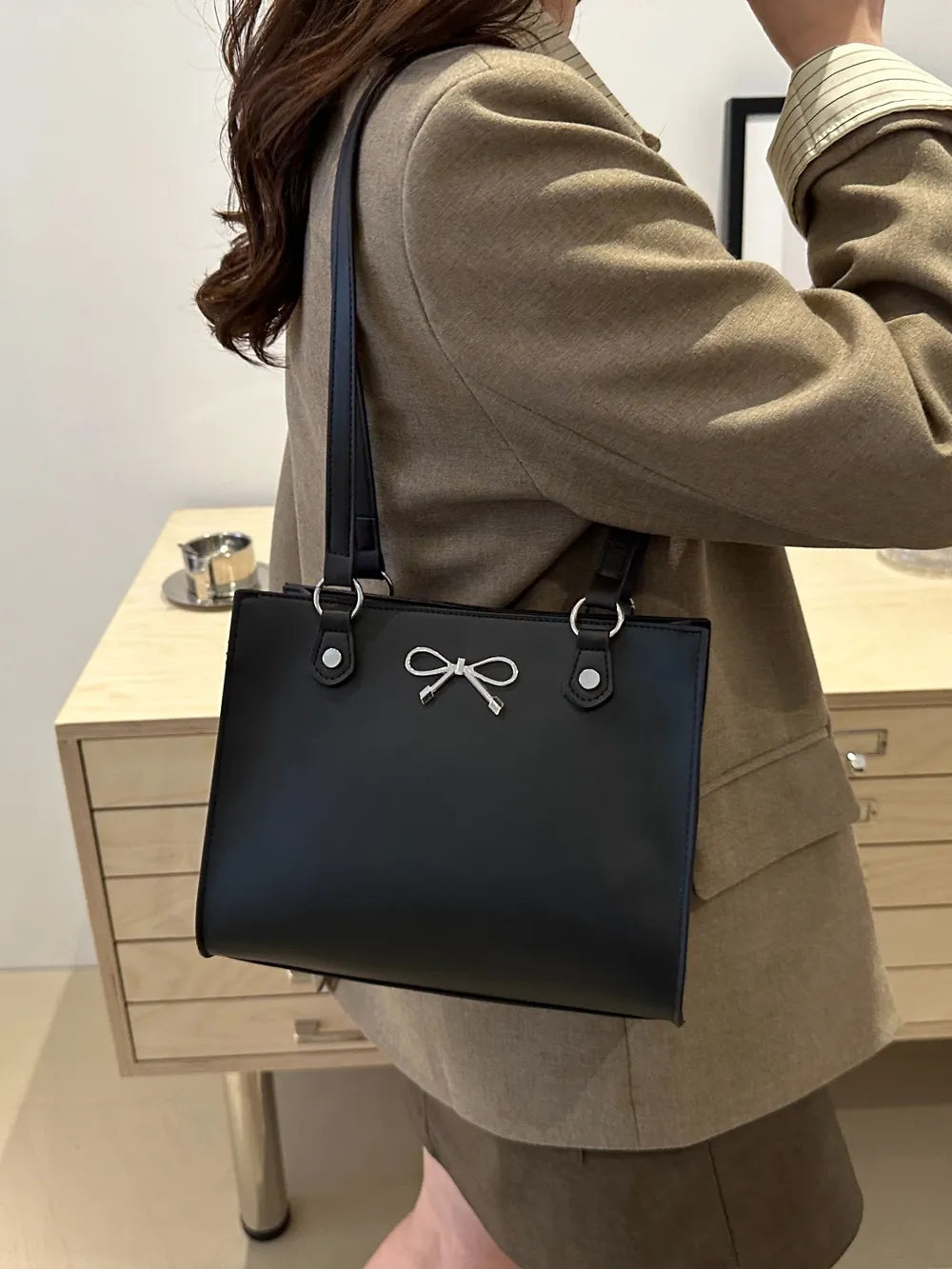 Bow PU Leather Shoulder Bag-AURA REGALIA 