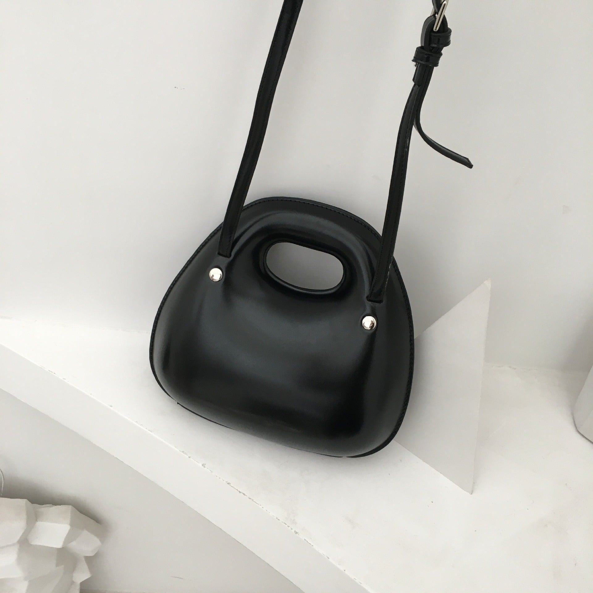 INS Super Hot Egg Bag Fashion Small Round Bag Shell Crossbody Bag Handbag Shoulder Bag-AURA REGALIA 