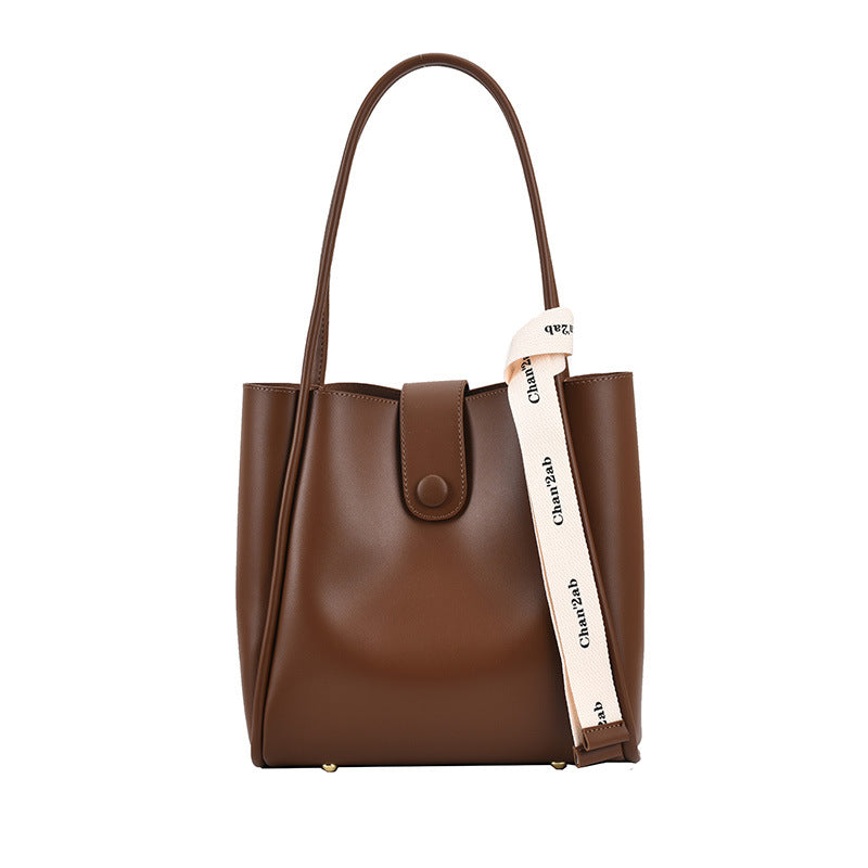 New Fashion Shoulder Bag Underarm Handbag Simple Retro Large Bag Capacity Women's Bag Lightweight Letter Bag-AURA REGALIA 