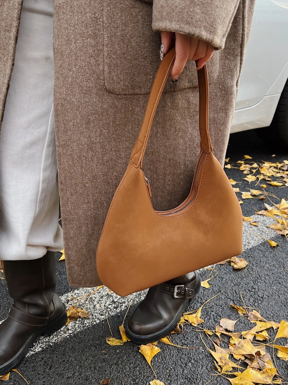 Shoulder Bag with Zip-AURA REGALIA 
