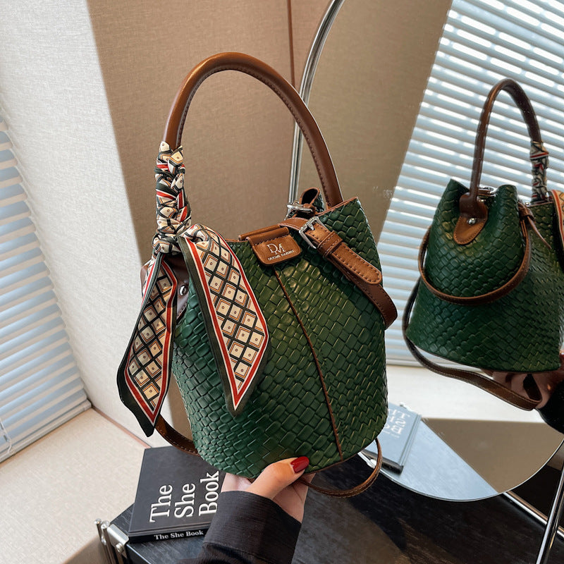 Handbag shoulder bag woven bucket bag-AURA REGALIA 