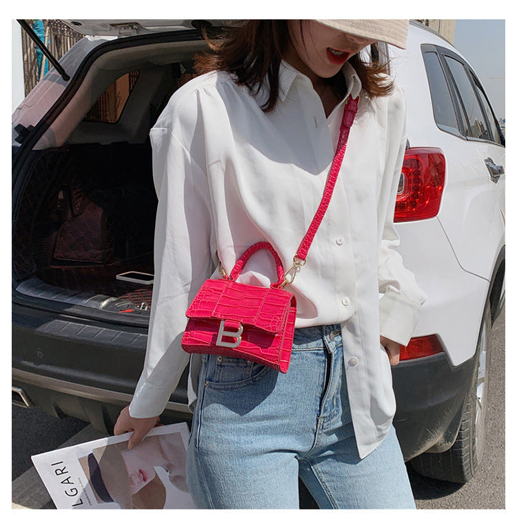 Net Red Small Black Bag Ladies Bag Casual Versatile One Shoulder Messenger Bag Black Crocodile Pattern Small Square Bag-AURA REGALIA 