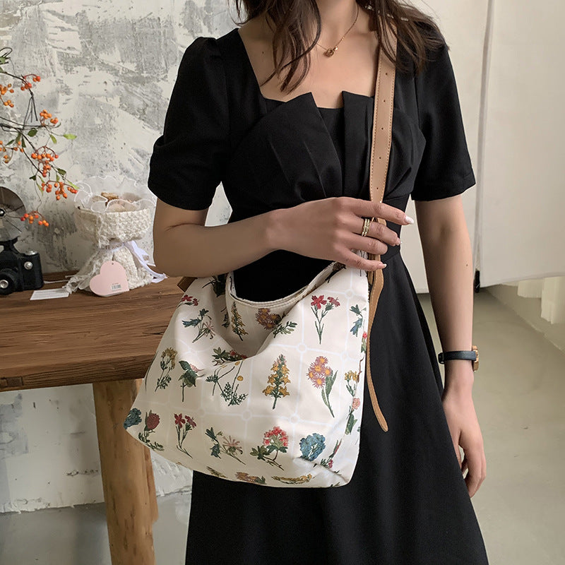 Texture Commuter Large Capacity Tote Bag Women's Summer New Fashion Floret Retro Simple Single Shoulder Bag Large Bag