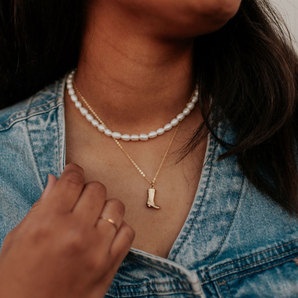 Dolly Boot Necklace-AURA REGALIA 