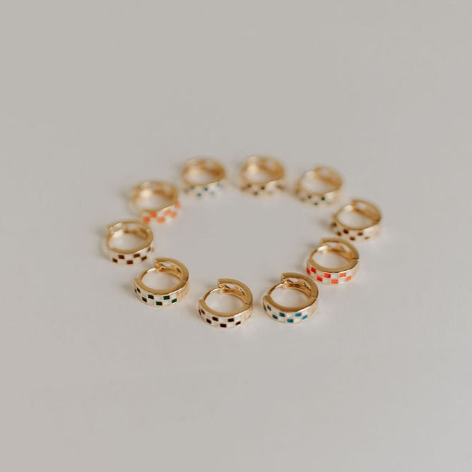 Black & White Checkered Hoops-AURA REGALIA 