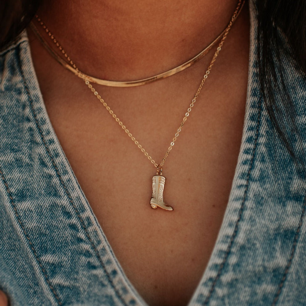 Dolly Boot Necklace-AURA REGALIA 