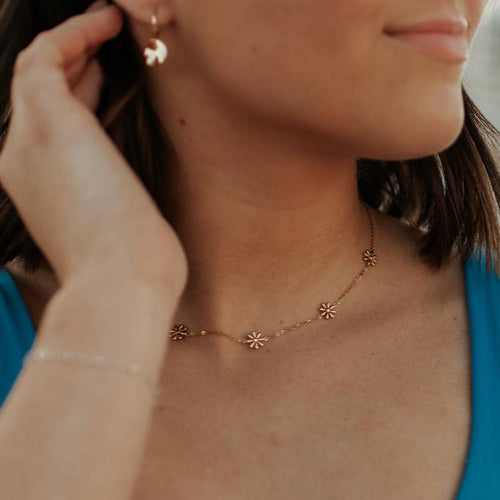Anna Floral Necklace-AURA REGALIA 