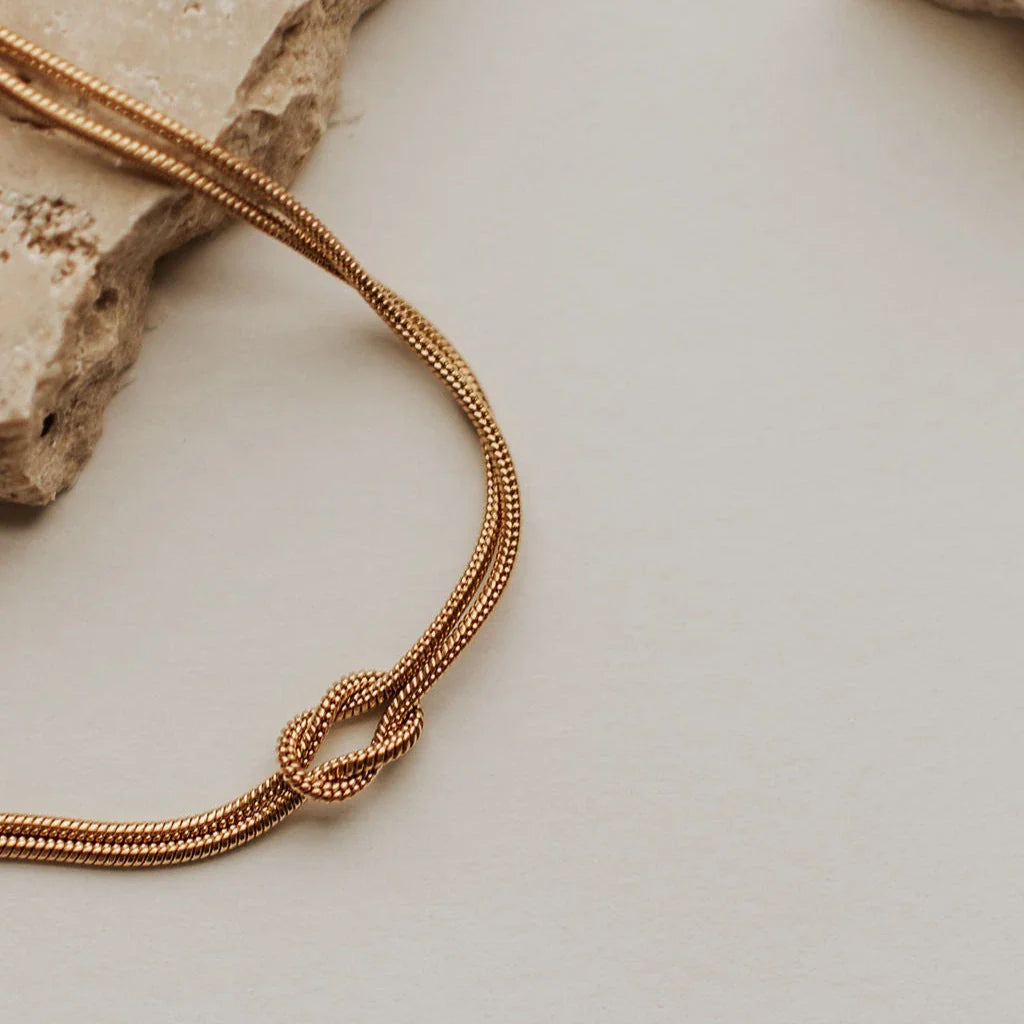 Evelyn Infinity Knot Bracelet-AURA REGALIA 