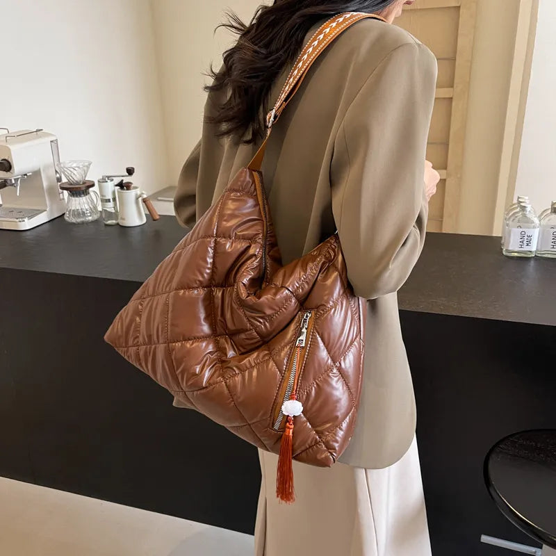 Quilted Nylon Travel Bag-AURA REGALIA 