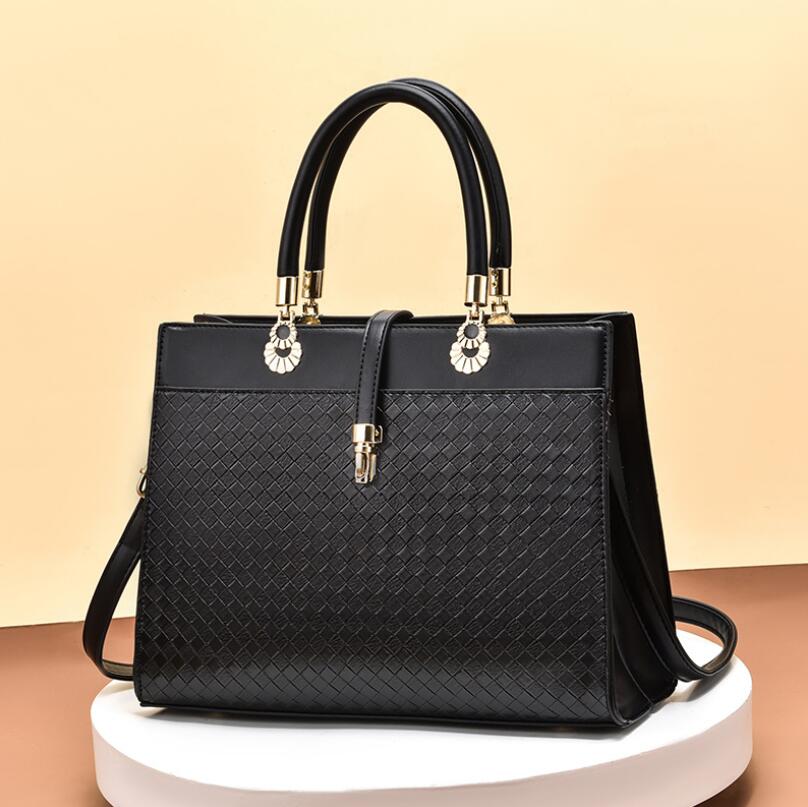 Autumn Winter High Quality Luxury Female Bag Woven Texture Ladies Large Capacity Handbag Bridal Bag Wedding Bag Womens Messenger Bag-AURA REGALIA 