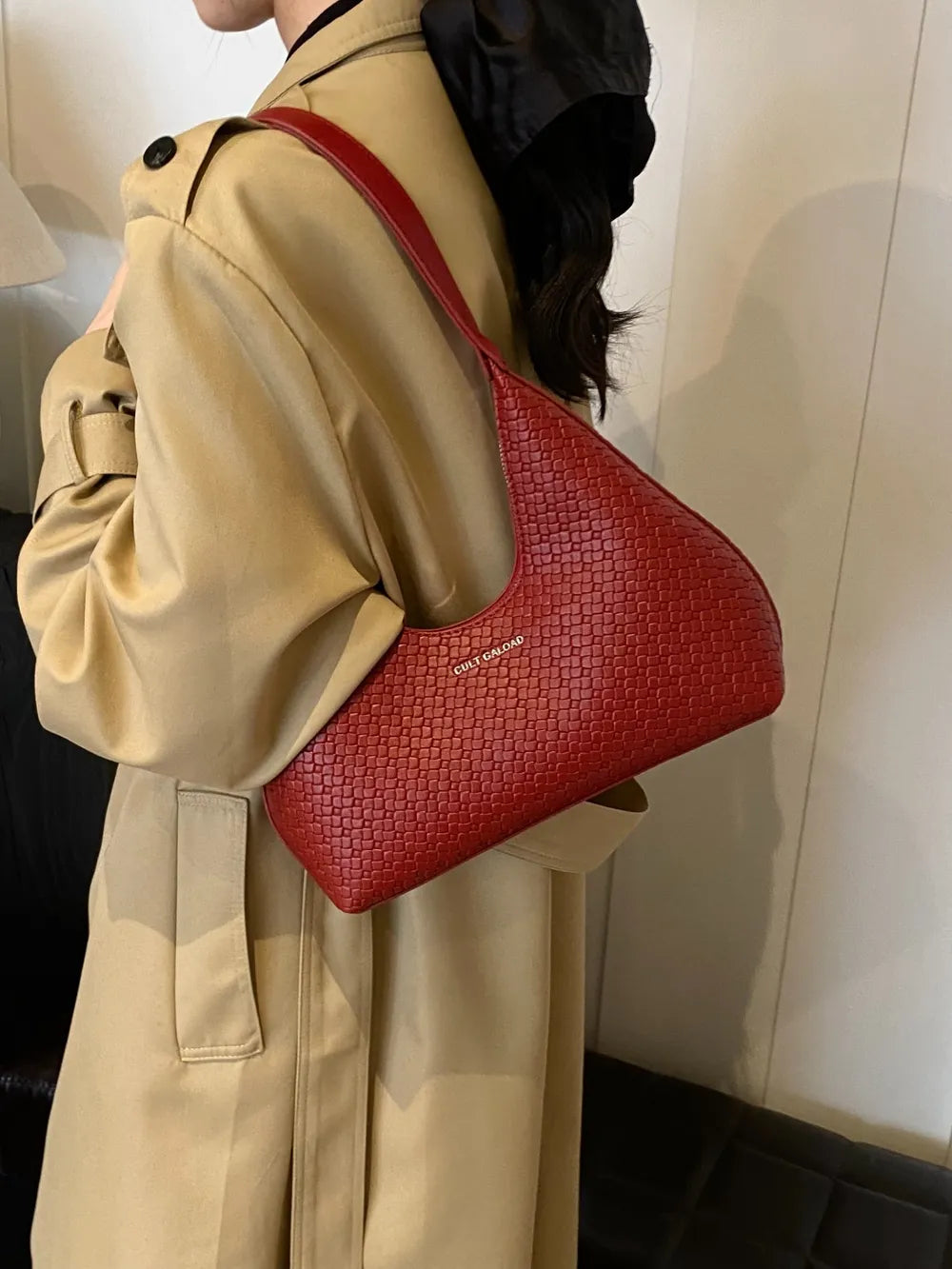 Texture PU Leather Shoulder Bag-AURA REGALIA 