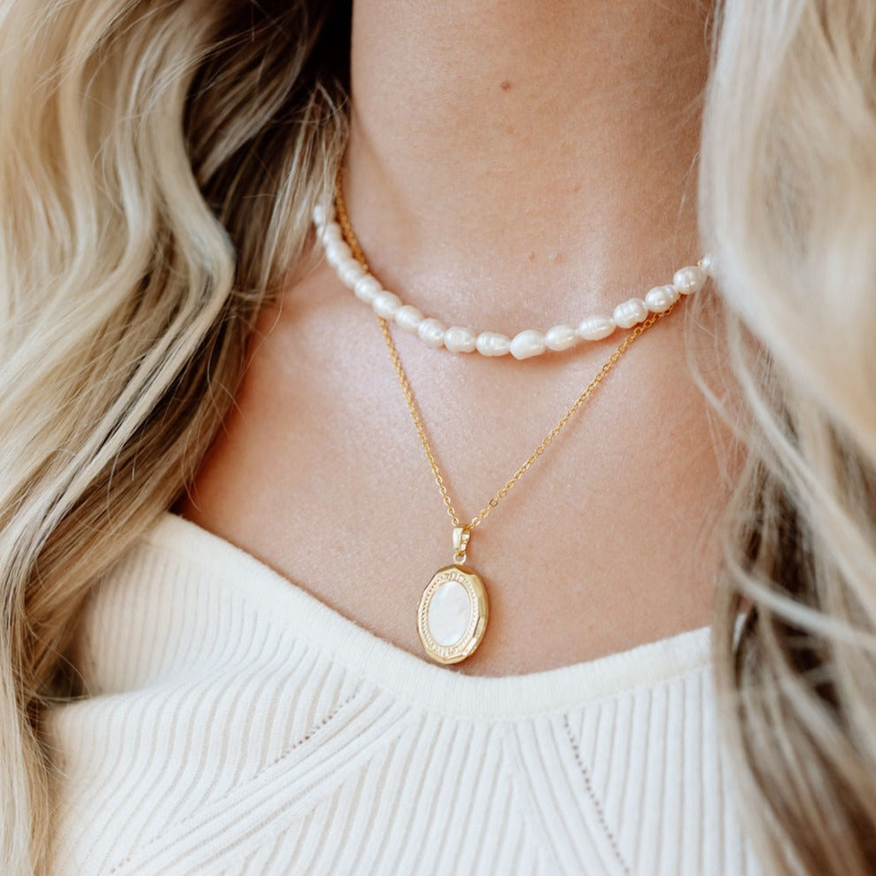 Isabelle Locket Necklace-AURA REGALIA 