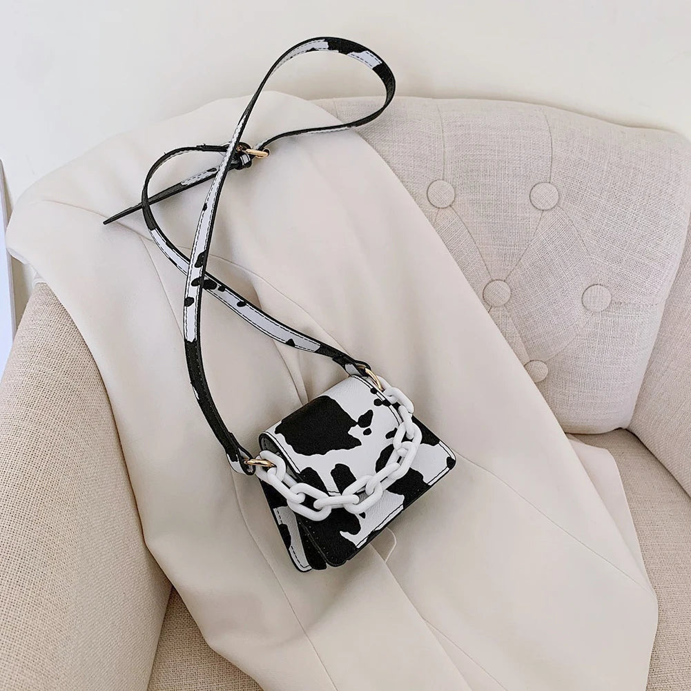 Youth Ladies Simple Versatile Bag Women Mini Crossbody Bag Acrylic Chain Lady Hit Color PU Leather Shoulder Pouch-AURA REGALIA 