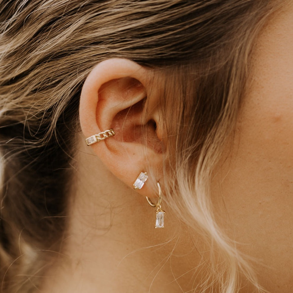 Sophie Baguette Diamond Ear Cuff-AURA REGALIA 