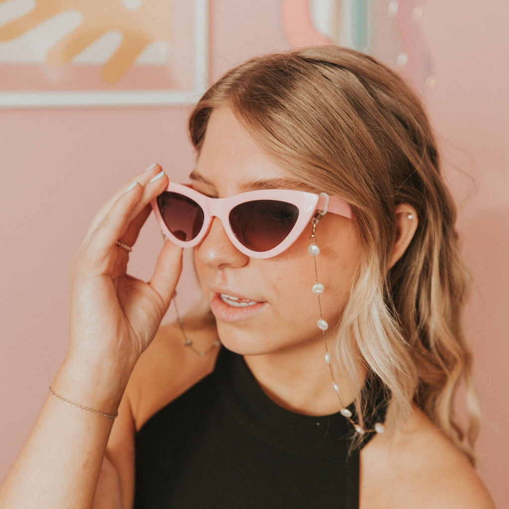 Pearl Sunglasses Chain-AURA REGALIA 