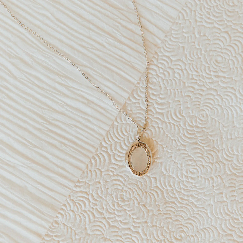 Isabelle Locket Necklace-AURA REGALIA 