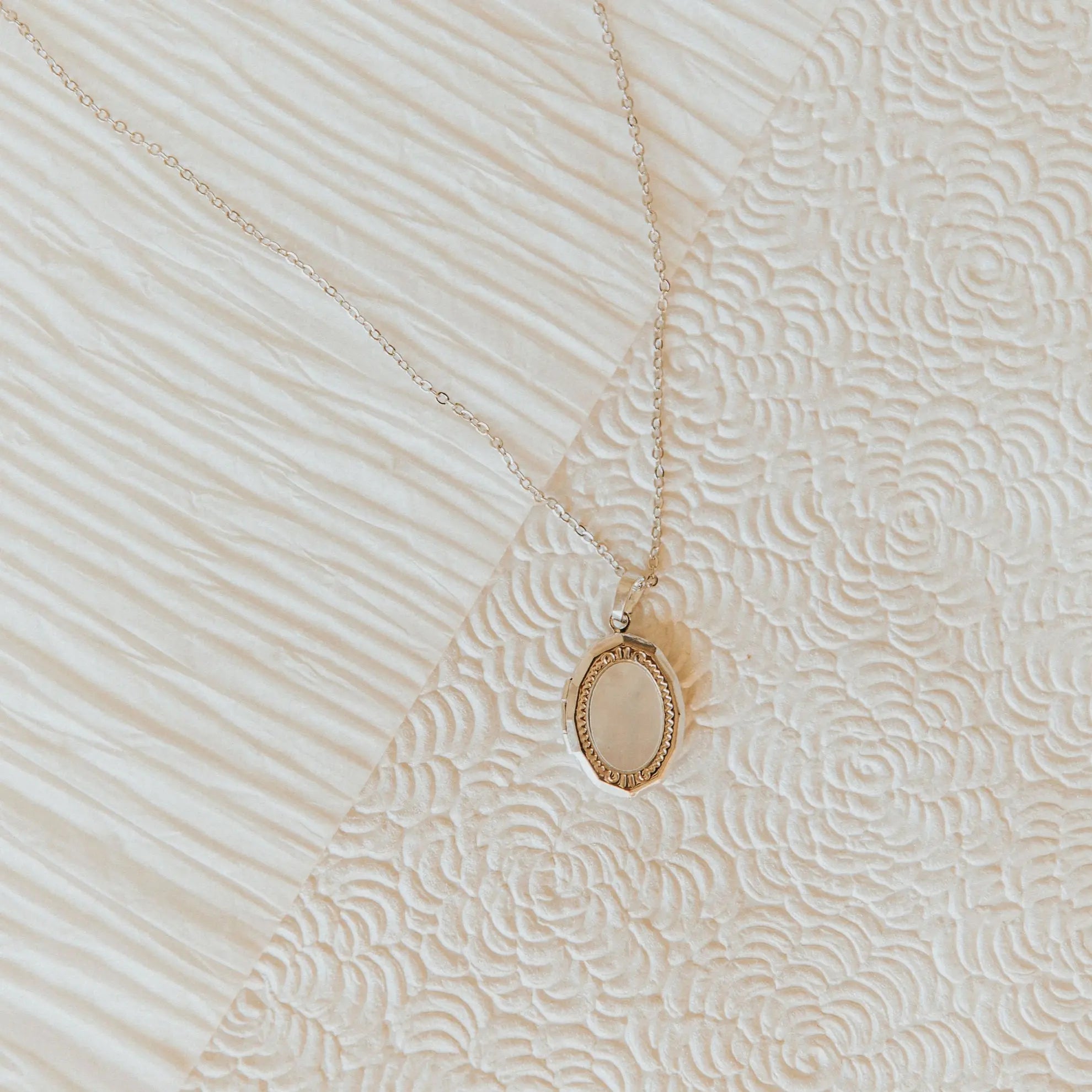 Isabelle Locket Necklace-AURA REGALIA 