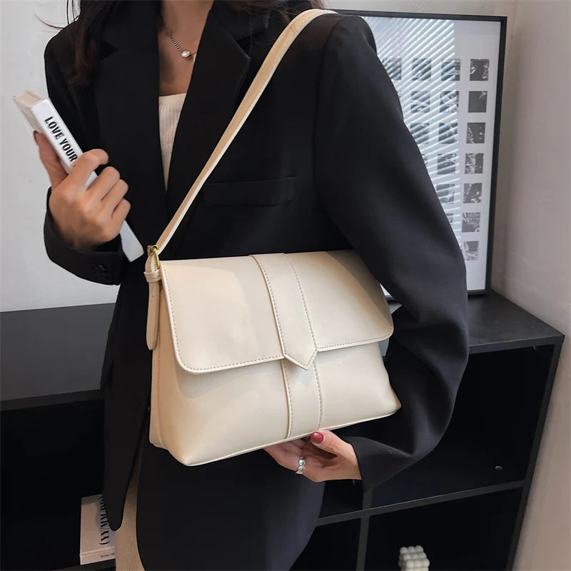 Bolso Cruzado con Solapa